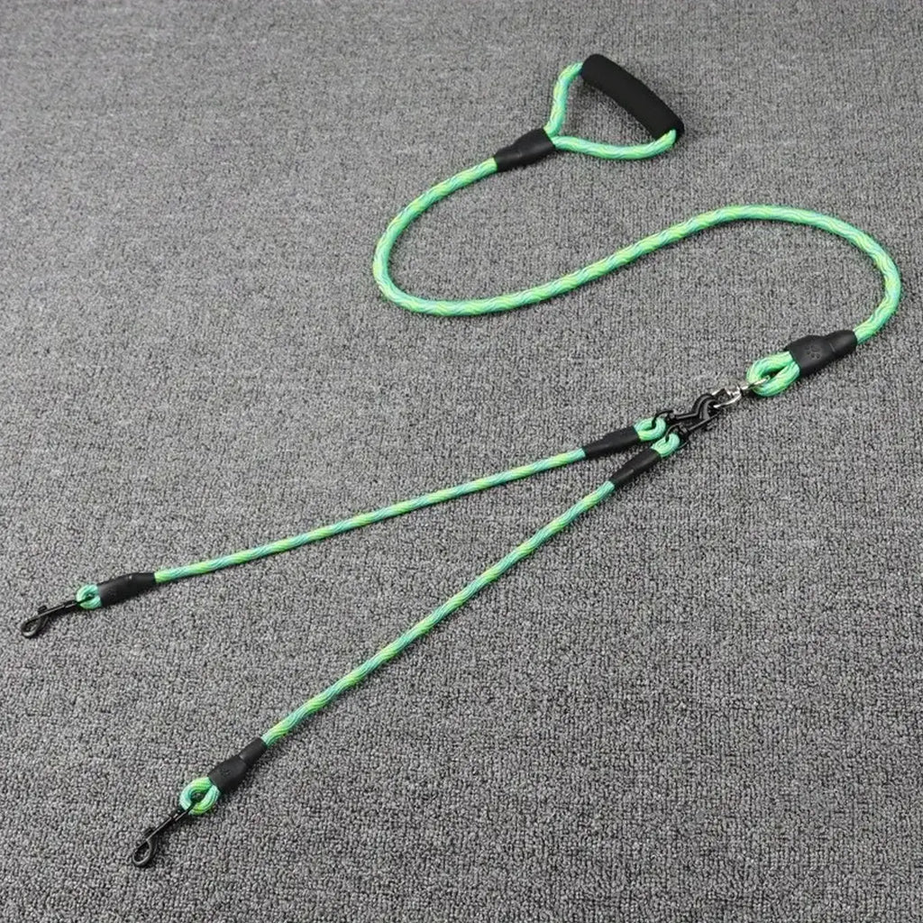 Revolutionary Double-Ended Dog Leash - Walk Two Pets with Ease, Stylish Removable Wave Pattern, Anti-Tangle Design for Stress-Free Outdoor Adventures